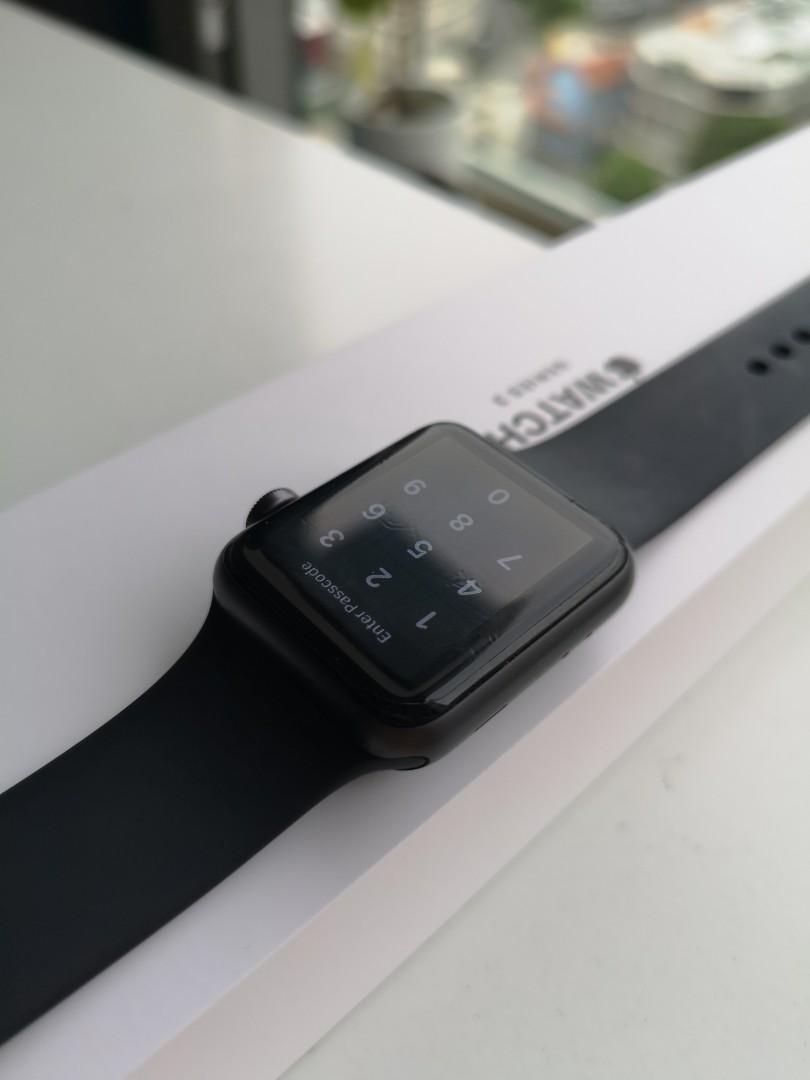 Mint with Warranty Apple Watch 38mm Series 3 Non Cellular