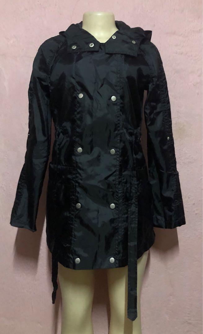 Mossimo Supply Co Rain Jacket Small Women s Fashion Coats Jackets and Outerwear on Carousell
