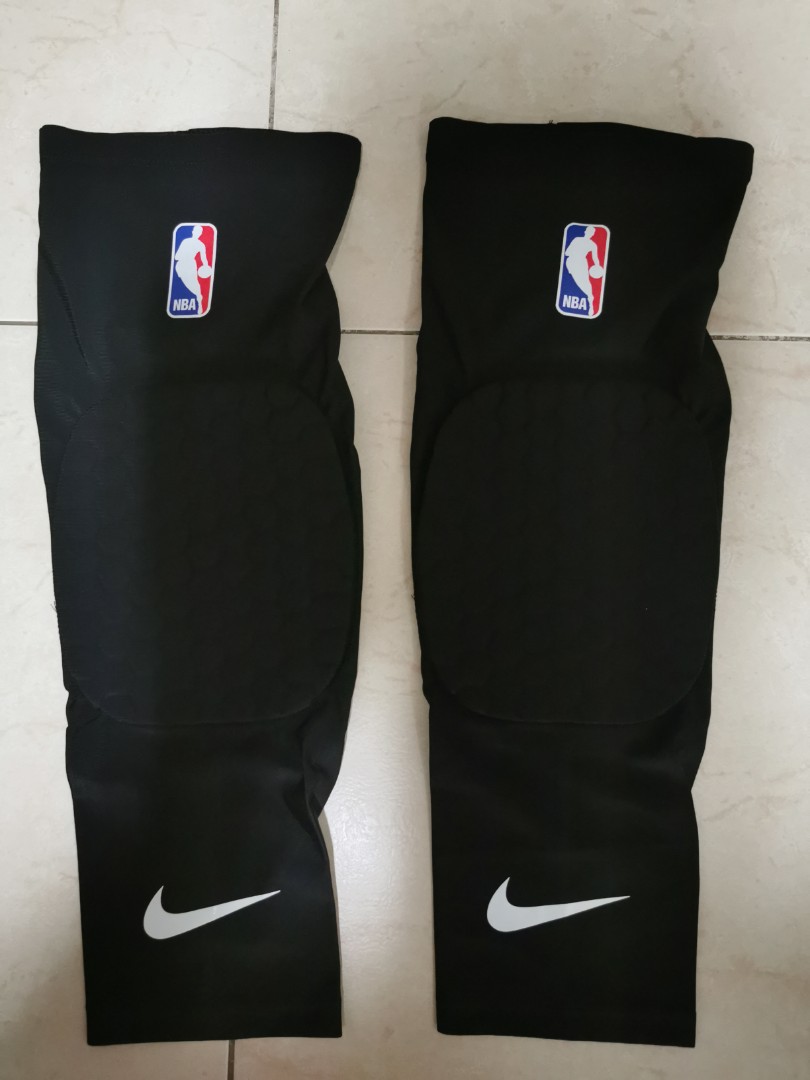 Nba knee on sale pads nike