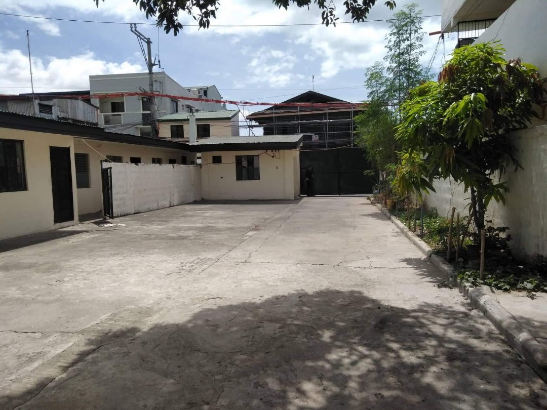 (Category: ) located in . Submitted by roblesrealty (Listing ID 1158115716, Image 1). Description: .