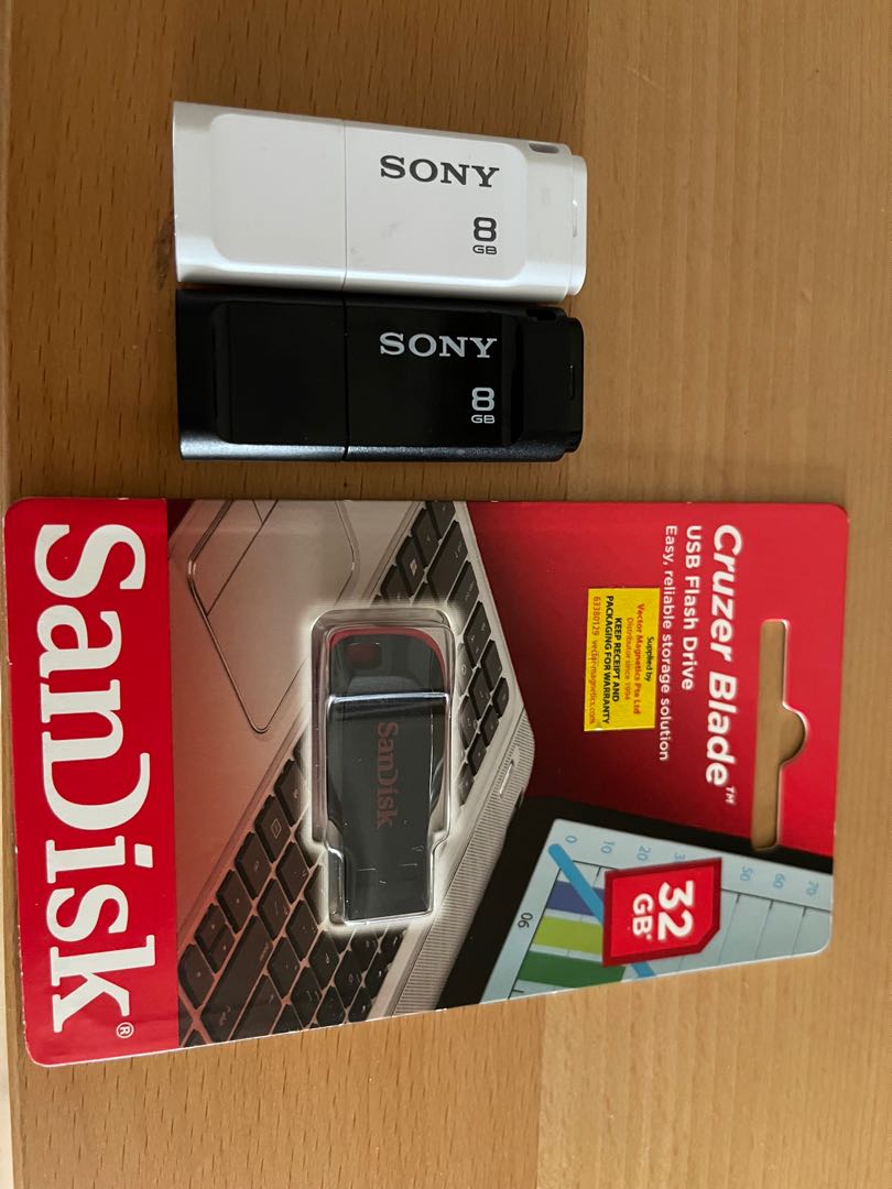 ScanDisk USB 32GB FOC 8GBx2, Computers & Tech, Parts & Accessories
