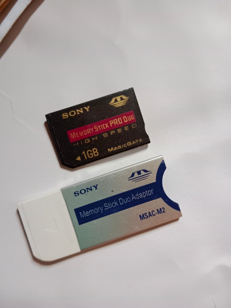sony memory stick pro duo 1gb with adapter, Mobile Phones & Gadgets