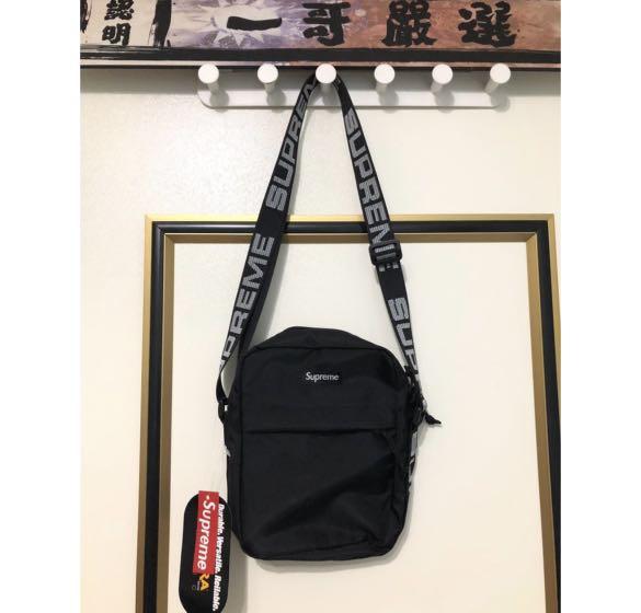 Supreme 18ss 44th shoulder clearance bag