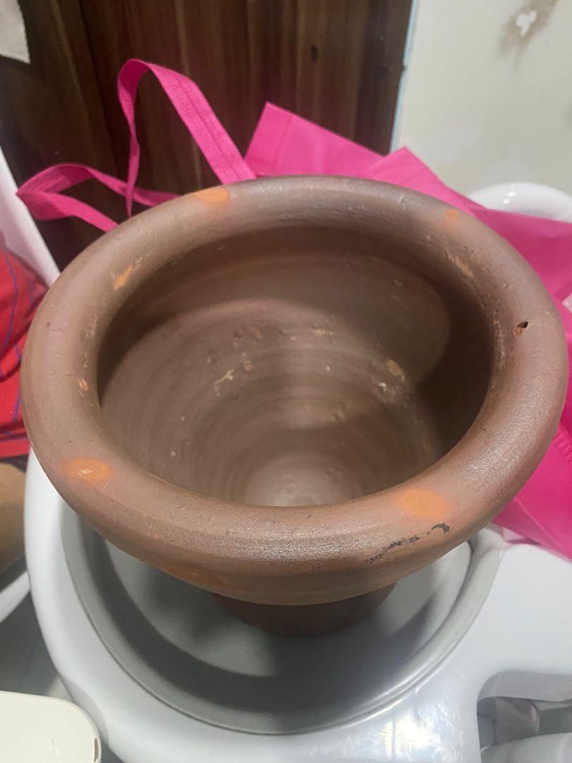 Thai Mortar and Pestle / Thai Cuisine / Papaya Salad / Som Tam