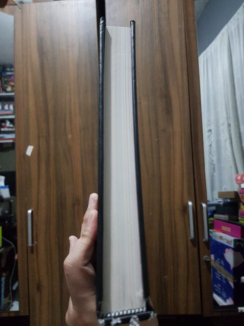 THE SCIENCE BOOK by DK (Category: Textbooks) located in Calamba. Submitted by shopatkeybs (Listing ID 1158132739, Image 3). Description: THE SCIENCE BOOK by DK like new with minimal issue shown on uploaded picture. RFS:duplicate copy sf c/o buyer MOP: GCASH,UNION,BPI MOD: gogoXpress /shopee checkout.