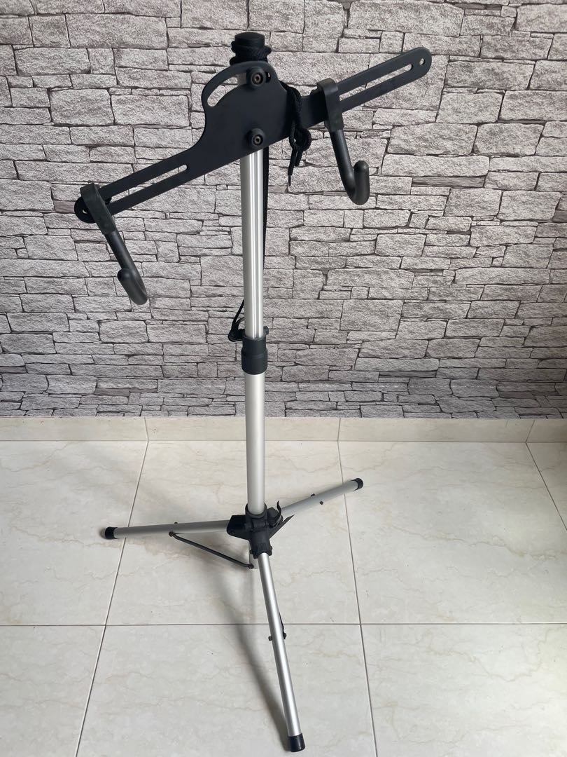 Tripod Stand, Sports Equipment, Bicycles & Parts, Bicycles On Carousell