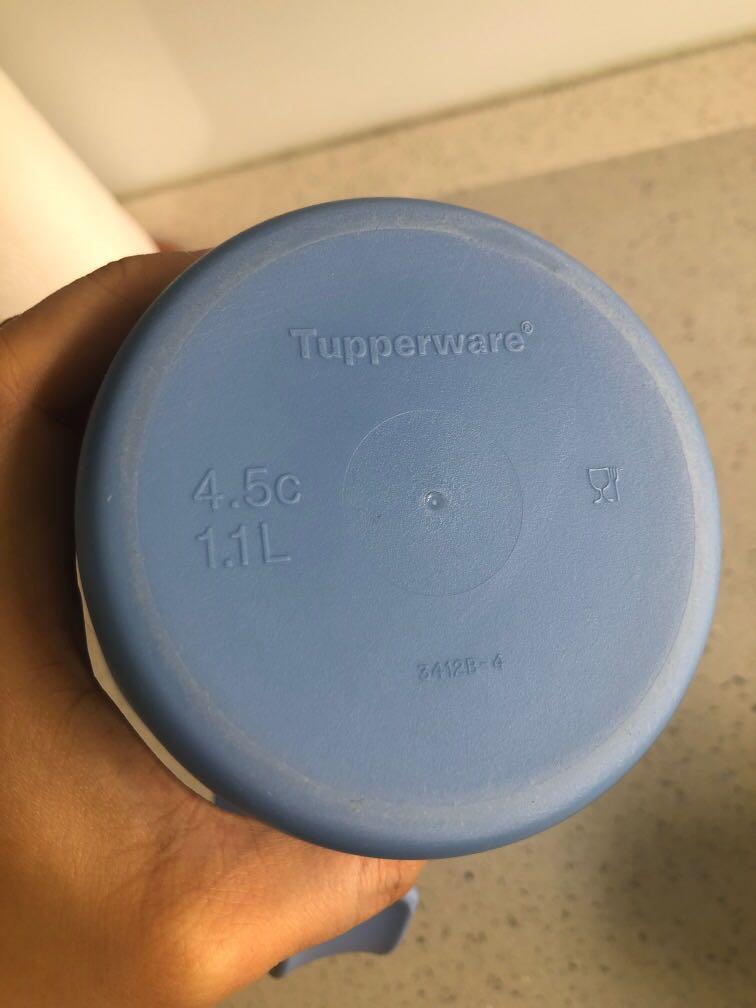 Tupperware jug with lid65074409538690116