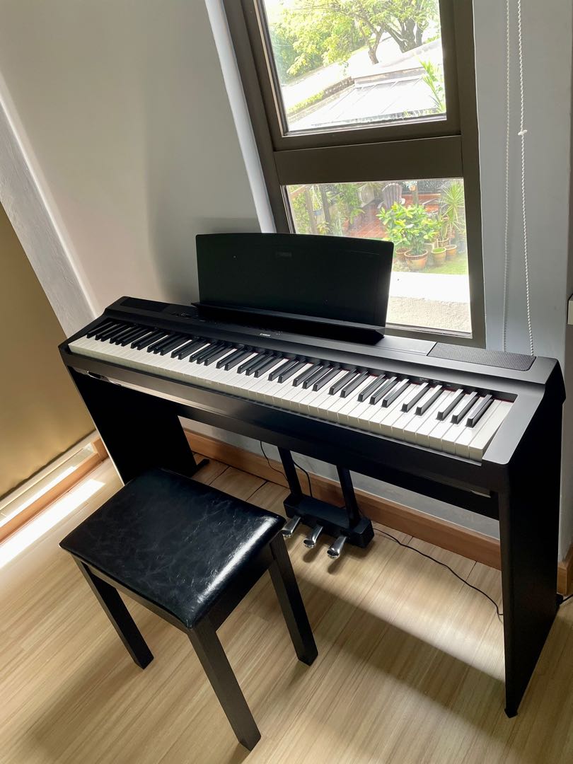 Yamaha Digital Piano P125 P 125 with Stand Bench Hobbies