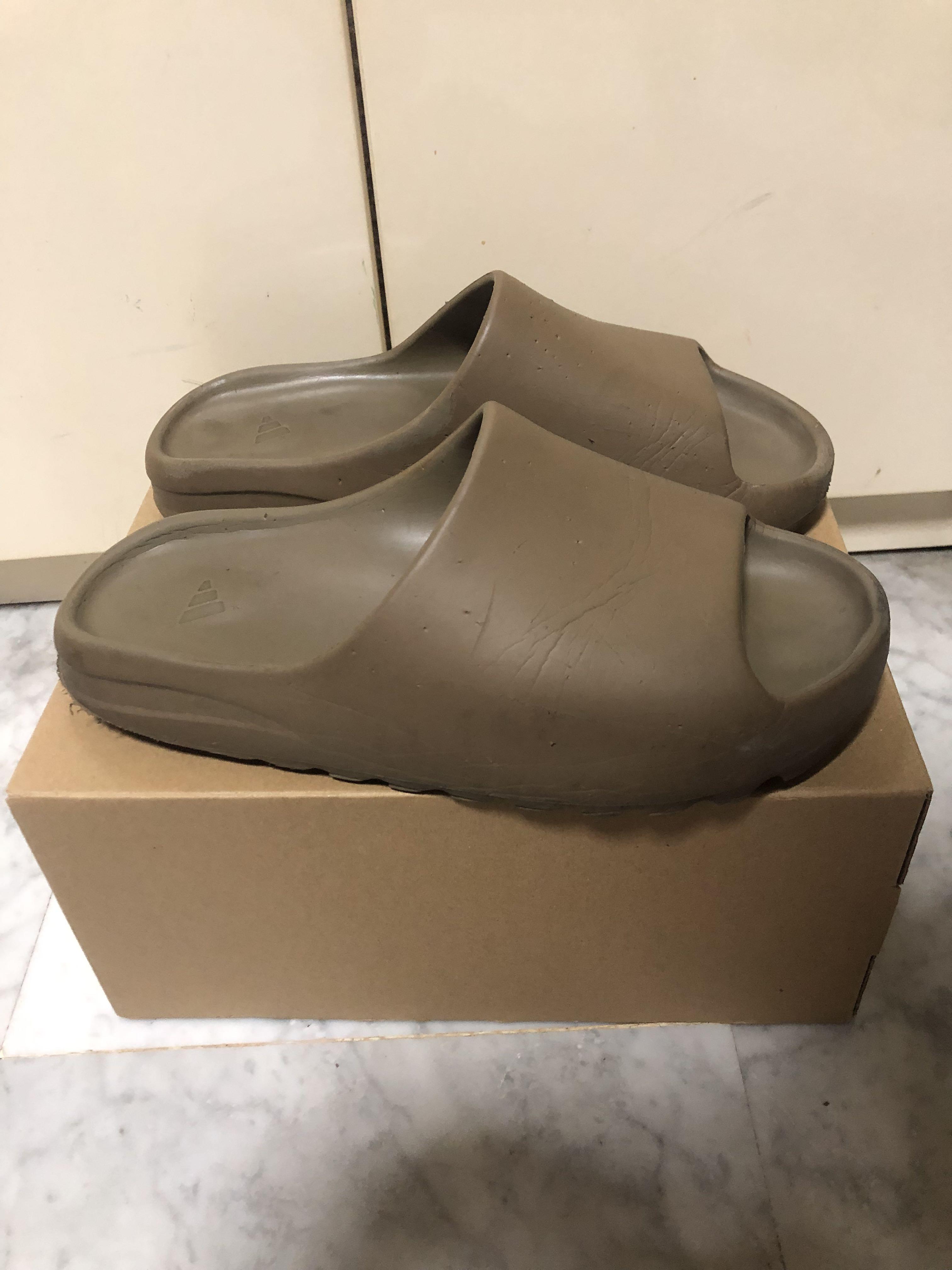 Yeezy Slide Earth Brown, Men's Fashion, Footwear, Sneakers on Carousell