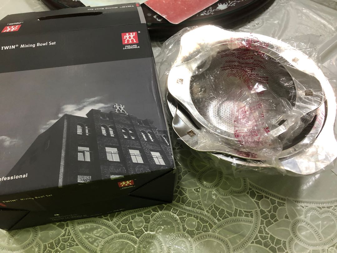 Zwilling JA Hanckels 3 piece Stainless Steel Strainer, Furniture & Home