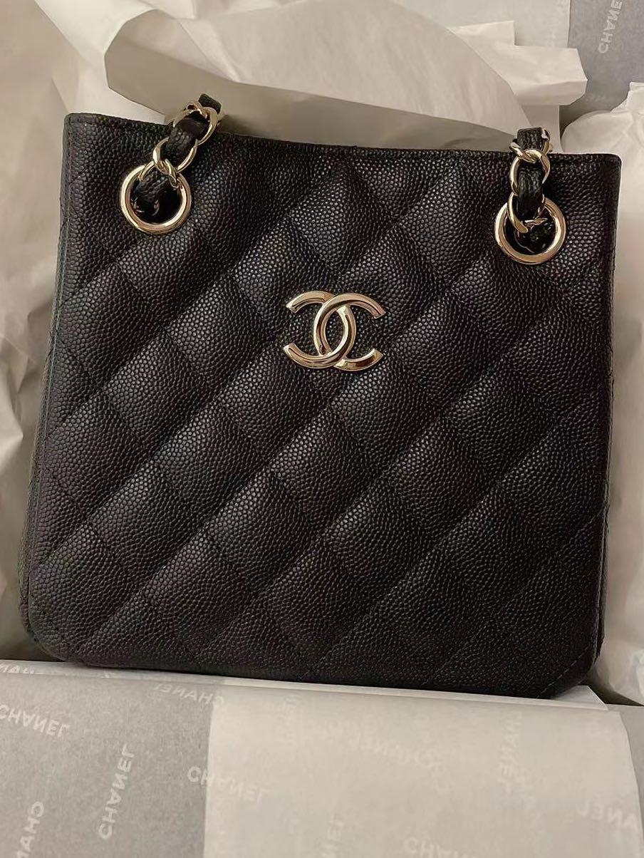 22S Chanel bucket bag in caviar ❤️❤️❤️must have this season, Luxury, Bags &  Wallets on Carousell