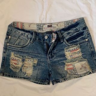 （分類：）位於 。 由 yam99666 提交（商品編號 1153067851，圖片 1）。簡介： 。