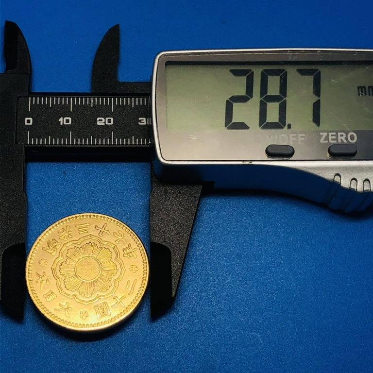 日本古錢明治三十七年二十圓金貨菊紋16.63g, 興趣及遊戲, 收藏品