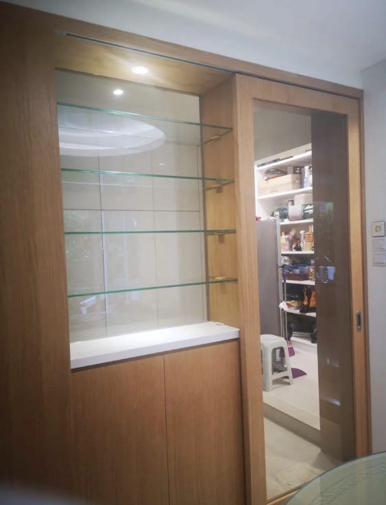 All glass works.glass door hinges repair.and replace hinges