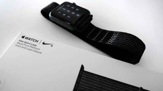 Apple Watch Series 6 Nike 40mm + Sport 
