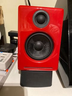 （分類：）位於 。 由 randolphf 提交（商品編號 1152273896，圖片 1）。簡介： 。