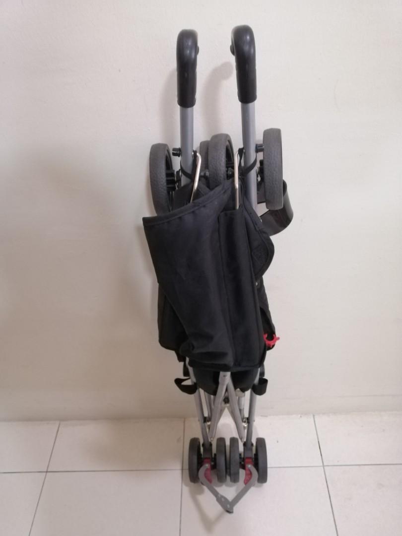Babies R Us lightweight travel stroller with bag