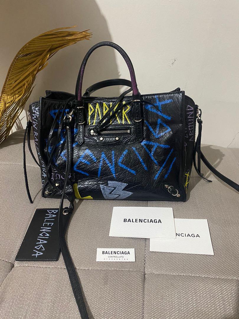 Balenciaga papier a6 graffiti shop