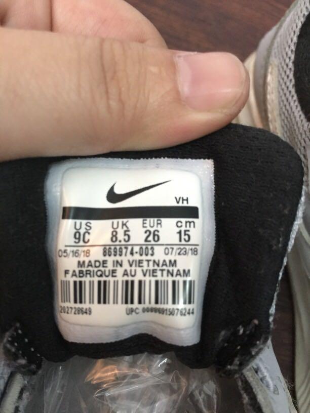 nike shoes light grey