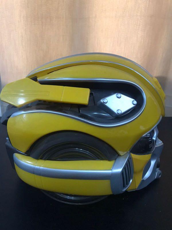 Bumblebee Showcase Helmet Studio Series (Category: Headphones & Headsets) located in Pasig City. Submitted by erncm (Listing ID 1152976922, Image 3). Description: - with built-in bluetooth speaker - light-up eyes - adjustable strap - comes with sound activating buttons.