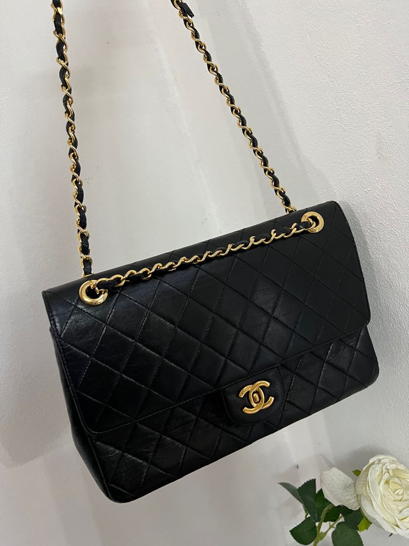 [SOLD]Chanel CF MEDIUM VINTAGE FLAP, Luxury, Bags & Wallets on Carousell