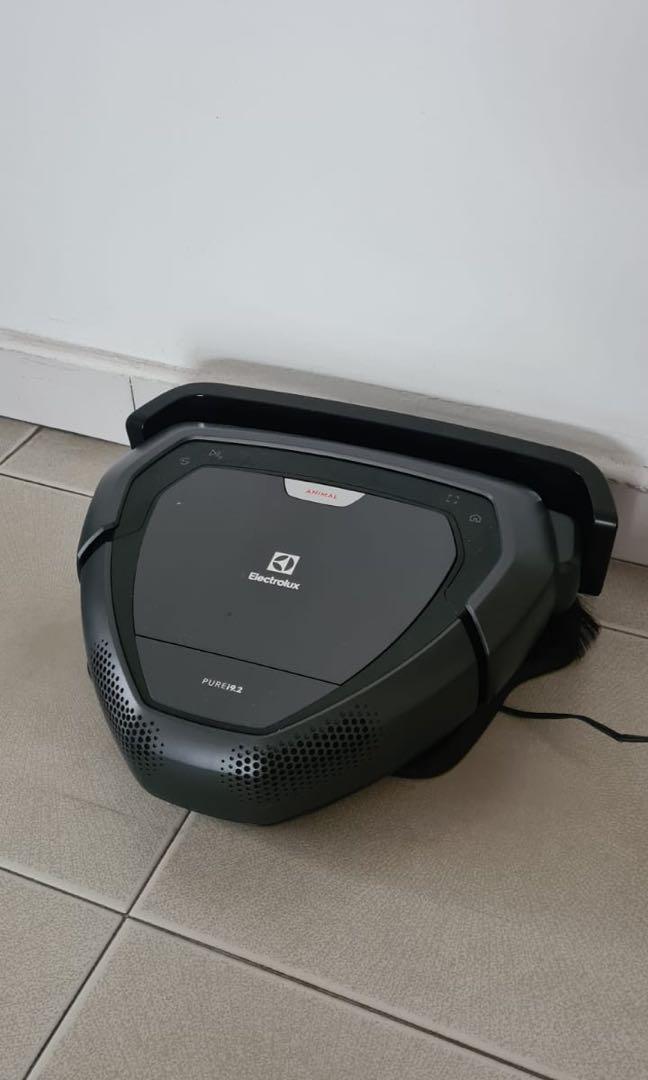 Electrolux Robot Vacuum Cleaner, TV & Home Appliances, Vacuum Cleaner