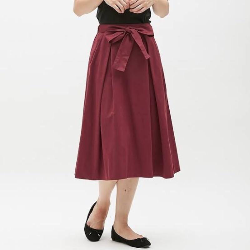 Uniqlo maroon skirt outlet