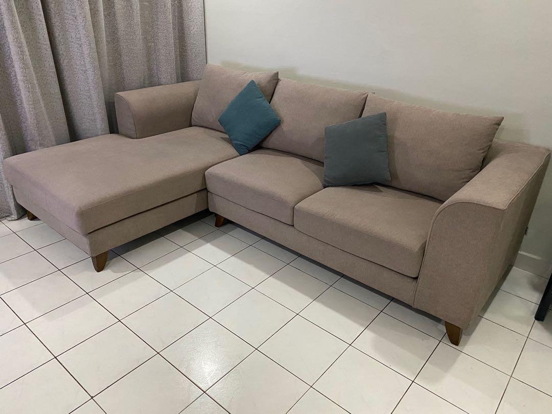 Harvey Norman Sofa, Furniture & Home Living, Furniture, Sofas on Carousell