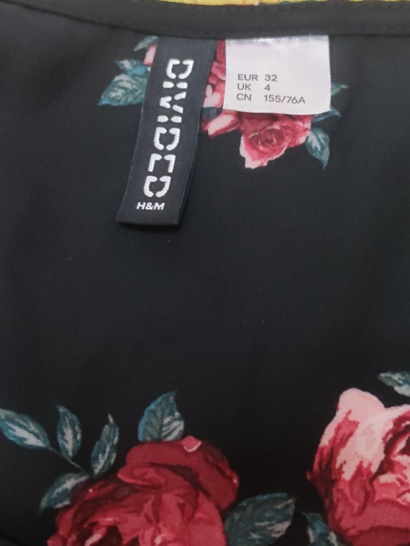 H&M Cold Shoulder Top (Category: Blouses) located in Marikina City. Submitted by alg1989 (Listing ID 1152976429, Image 2). Description: H&M Divided Cold Shoulder Top Good as new. Used once only..