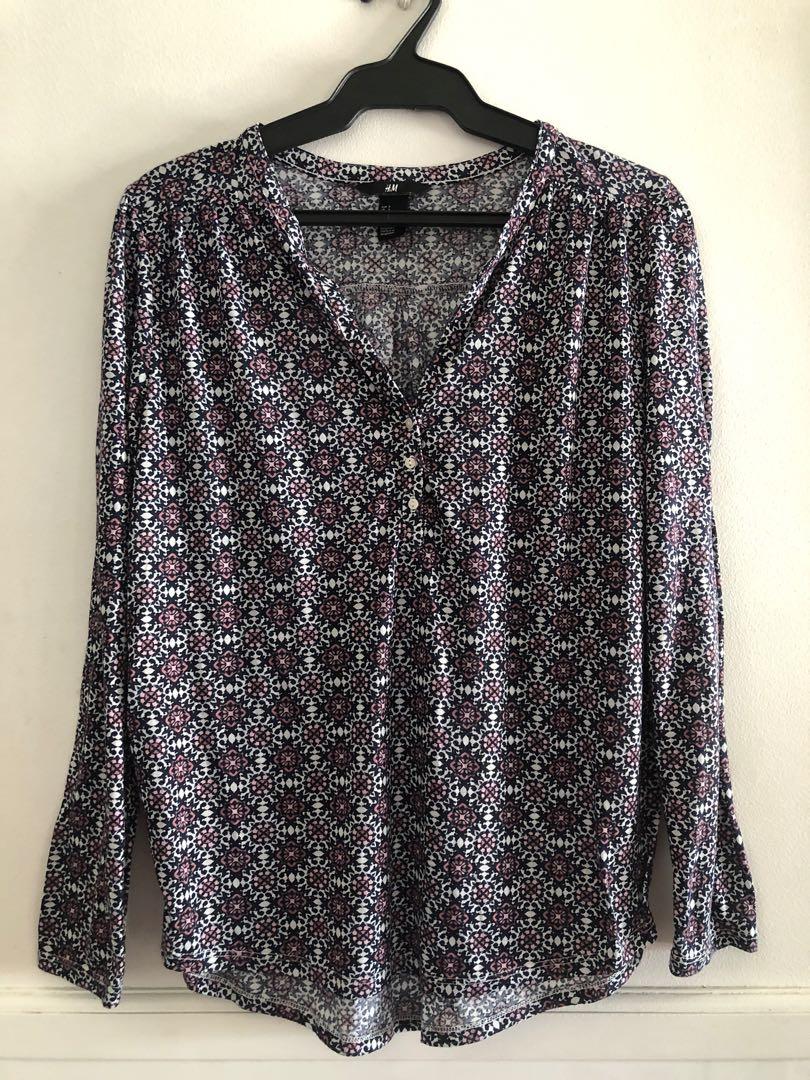 H&M Printed Longsleeves (Category: Blouses) located in Taguig. Submitted by declutteringthings0908 (Listing ID 1152982092, Image 1). Description: Cotton material RFS: decluttering MOP: BPI, BDO, GCash.