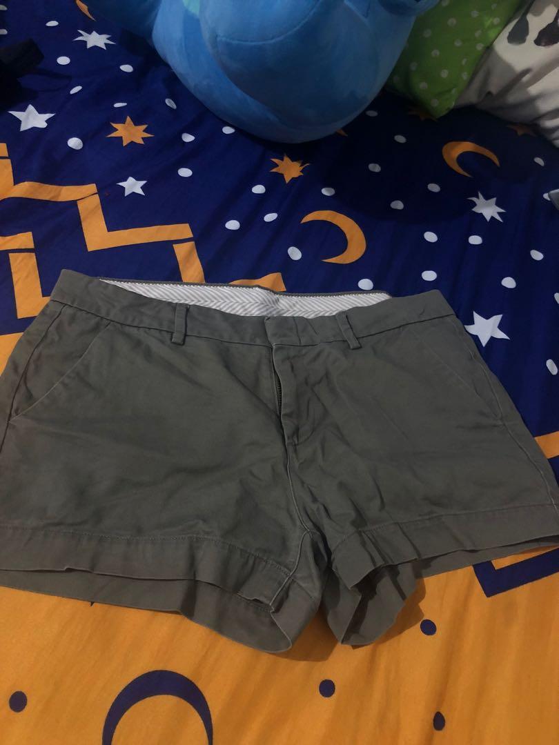 Hot pants hot sale uniqlo