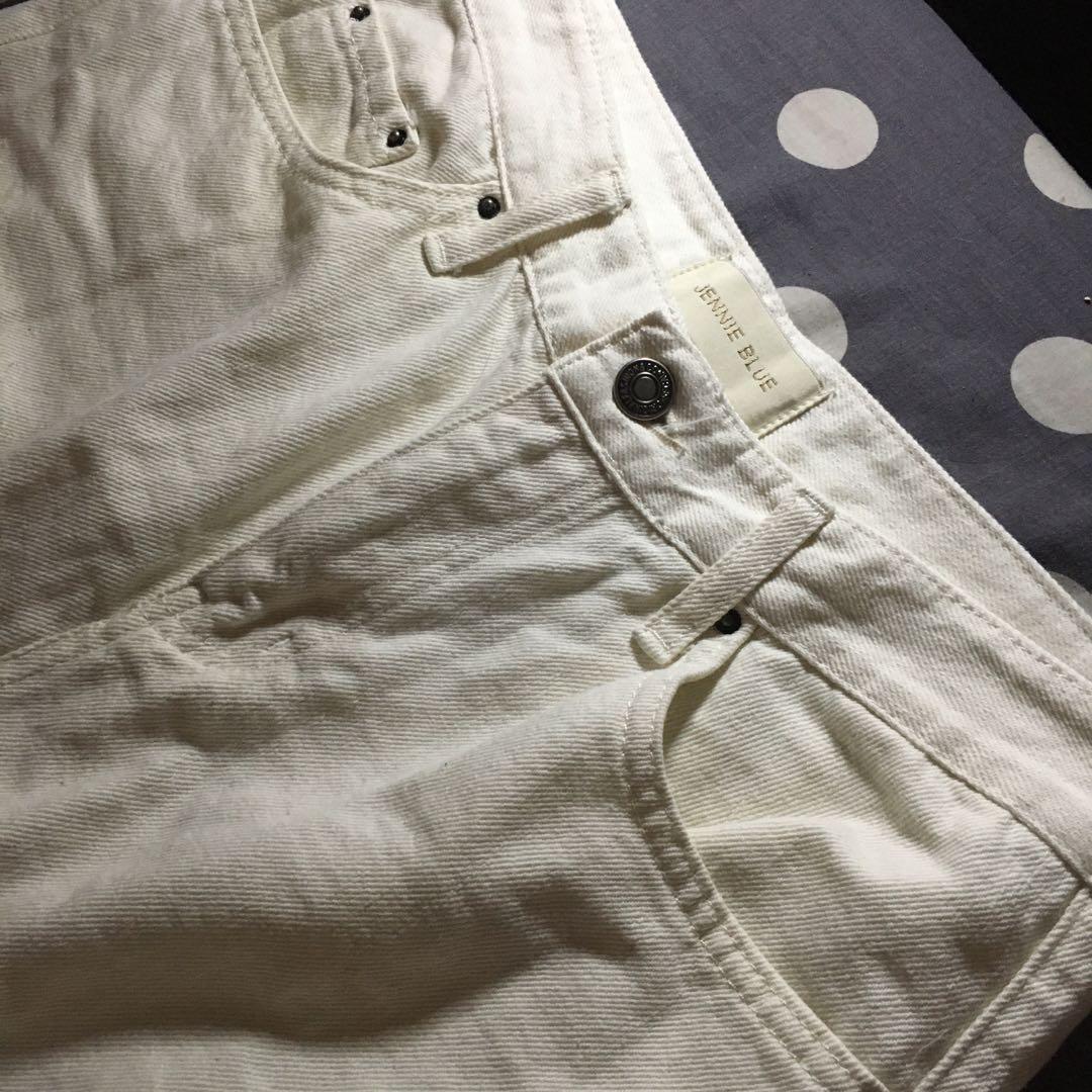 HW cream white pants, Women's Fashion, Bottoms, Jeans on Carousell