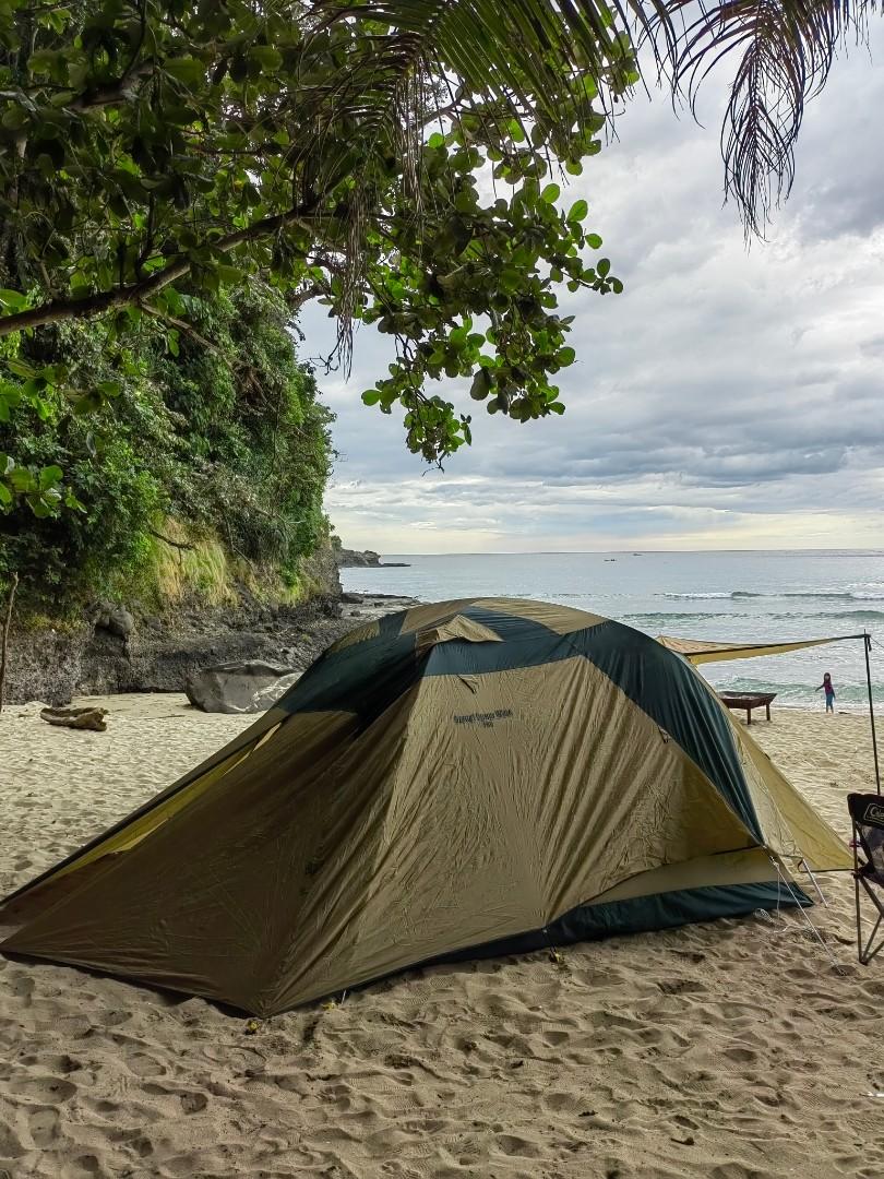🔹JAPAN COLEMAN UV PRO WIDE DOME CAMPING TENT🔹💯% ORIGINAL🔹, Sports  Equipment, Hiking & Camping on Carousell