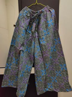 (Kategori: ) berada di . Dikirim oleh paramythrift_store (ID iklan 1153108734, Gambar 1). Deskripsi: .
