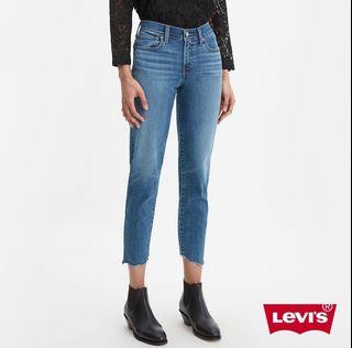 Levi's合身七分牛仔褲
