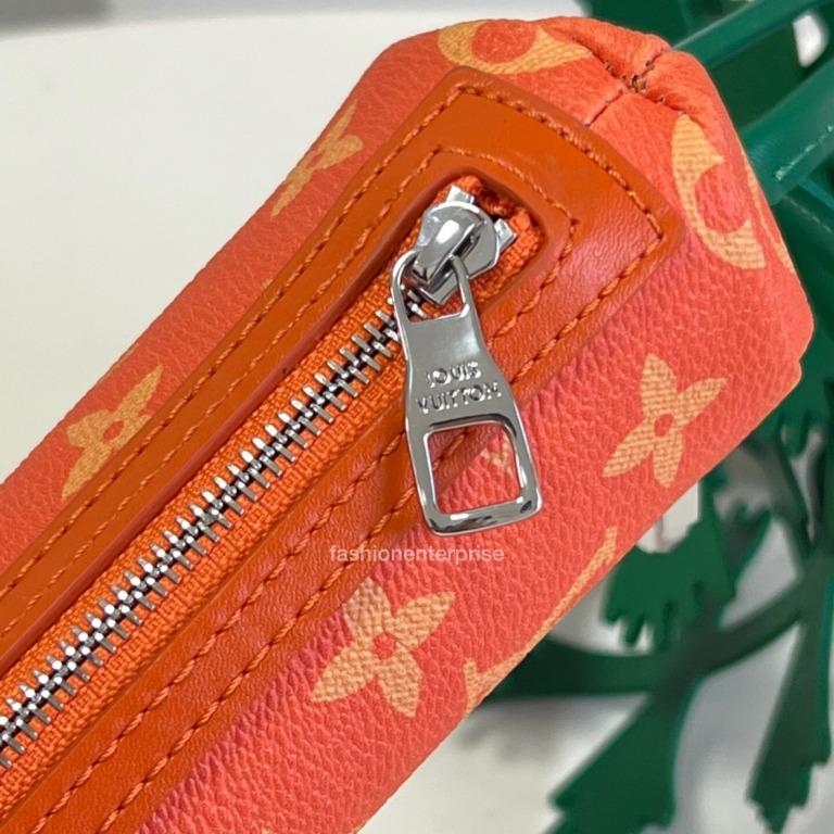 Louis Vuitton Carrot Pouch, Men's Fashion, Bags, Belt bags