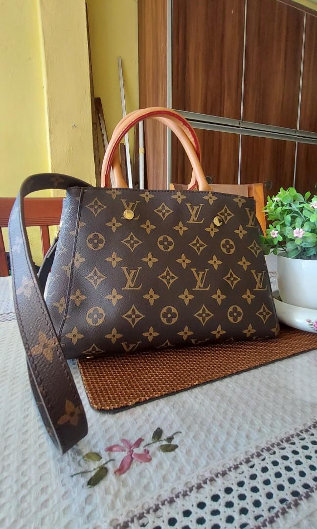 Lv hot sale montaigne mini