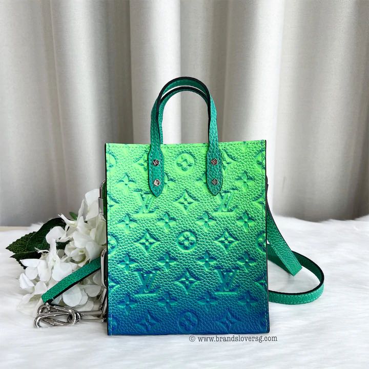 ✖️SOLD✖️ LV Petit Sac Plat XS in Blue/Green Taurillon Illusion Leather and  SHW, Luxury, Bags & Wallets on Carousell