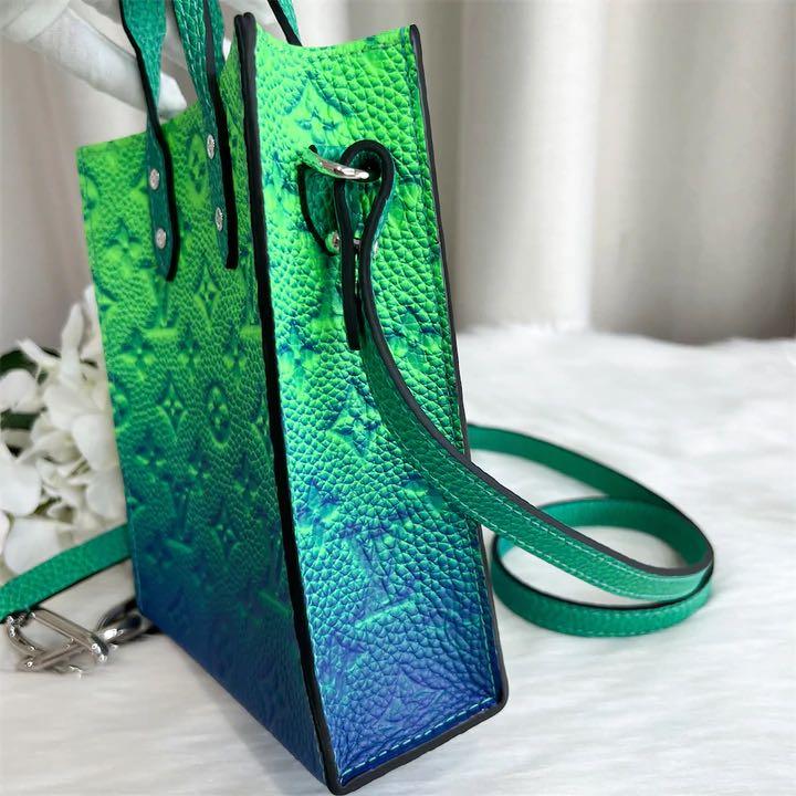 LV Louis Vuitton Sac Plat Bag Taurillon Illusion XS Bleu Vert, Green