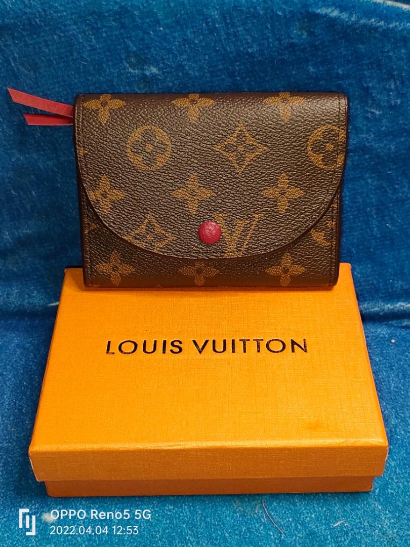 LV short wallet