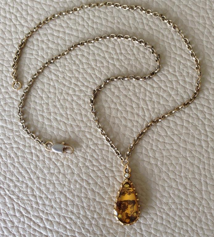 Maximal art necklace 2025