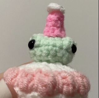 (Category: ) located in . Submitted by strawberriucrochets (Listing ID 1153122371, Image 1). Description: .