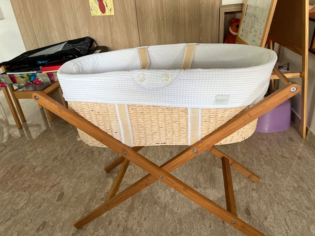 Moses Basket, Babies & Kids, Baby Nursery & Kids Furniture, Cots