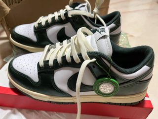 (Category: ) located in . Submitted by crazysneakers (Listing ID 1153090948, Image 1). Description: .