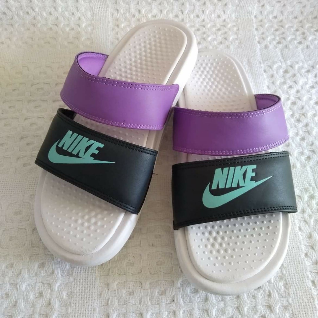 Nike purple slides best sale