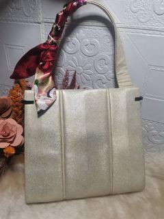 Pearl White Handbag
