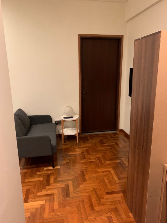 (Category: ) located in . Submitted by zaq123 (Listing ID 1152963248, Image 1). Description: .