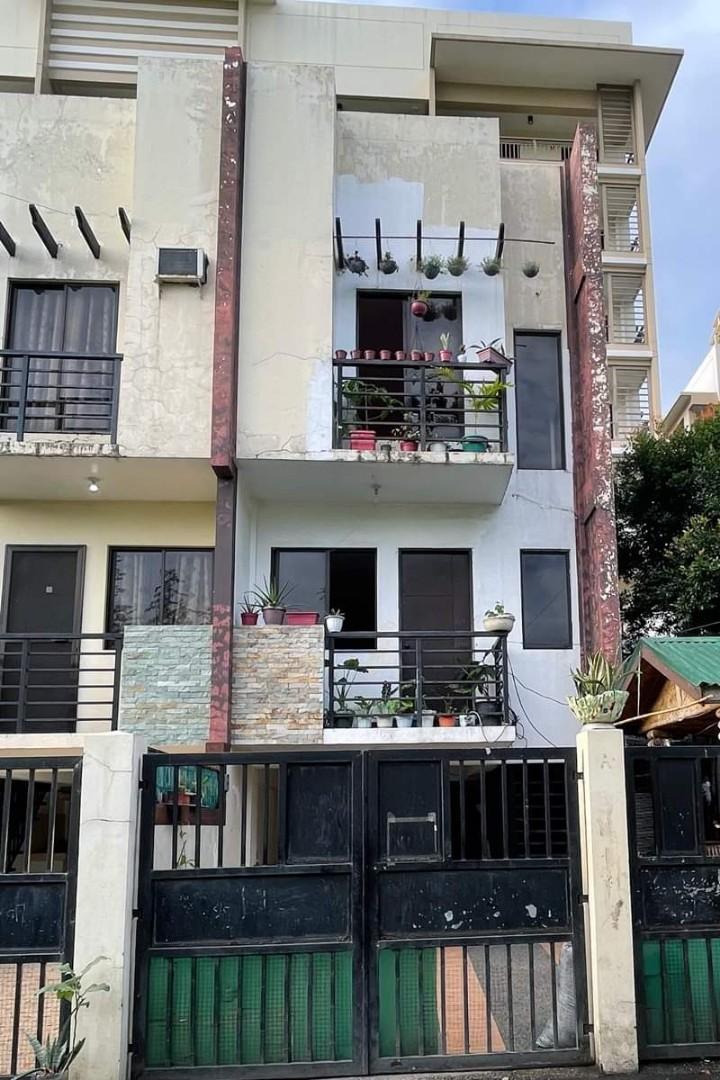 San Antonio Valley 2 89 sqm Townhouse in Brgy San Isidro Paranaque City