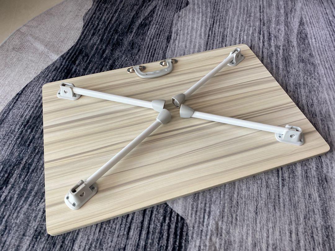 Small foldable table to put on the bed or floor, Furniture & Home