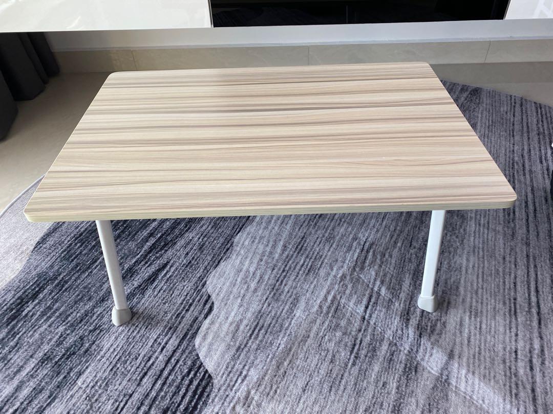Small foldable table to put on the bed or floor, Furniture & Home
